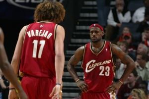 詹姆斯：新秀赛季我在骑士的角色很奇怪 当时打得不是赢球的篮球