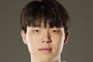 何时能再上场?杨瀚森场均5.8分钟得1.8分0.8板0.4帽 命中率22.2%