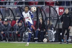 记者：斯彭斯、贝里瓦尔未参加热刺今日合练