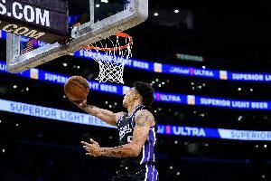 敢打敢拼!国王24号秀克利福德8中4&三分6中3拿到12分3板3助